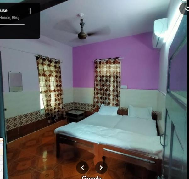 City Guest House Bhuj Ngoại thất bức ảnh